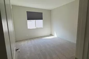 3540 E Tina Dr, Phoenix, AZ 85050 - Photo 22