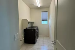 3540 E Tina Dr, Phoenix, AZ 85050 - Photo 24