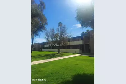 3737 E Turney Avenue #226, Phoenix, AZ 85018 - Photo 1