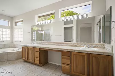 18042 N Petrified Forest Drive, Surprise, AZ 85374 - Photo 32