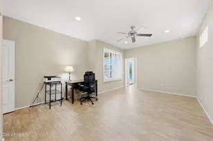 15437 W Moonlight Way, Surprise, AZ 85374 - Photo 16