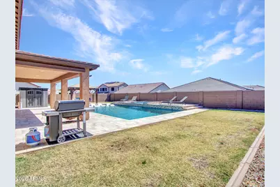 18971 W Clinton Street, Surprise, AZ 85388 - Photo 98