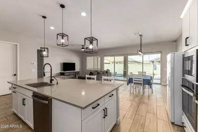 16064 W Montana De Oro Drive, Surprise, AZ 85387 - Photo 10