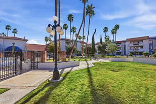 17404 N 99th Ave, Sun City, AZ 85373 - Photo 16