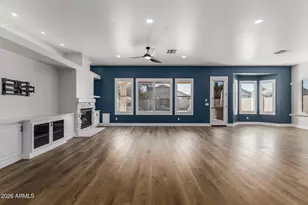 8039 W Clara Ln, Peoria, AZ 85382 - Photo 4