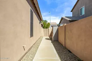 8039 W Clara Ln, Peoria, AZ 85382 - Photo 32