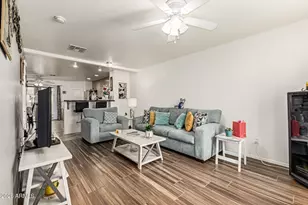 7801 N 44th Dr, Glendale, AZ 85301 - Photo 4