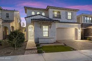 3511 E Crest Ln, Phoenix, AZ 85050 - Photo 1