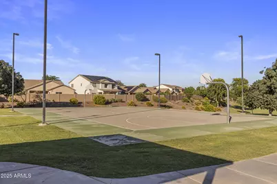 23239 N 121st Drive, Sun City, AZ 85373 - Photo 38