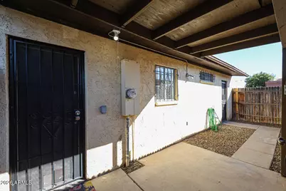 3326 W Tangerine Lane W, Phoenix, AZ 85051 - Photo 18