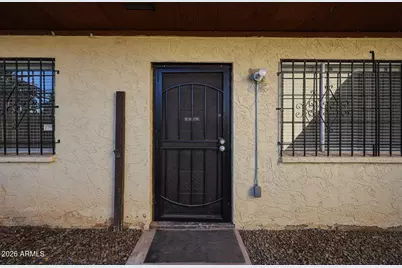 3326 W Tangerine Lane W, Phoenix, AZ 85051 - Photo 12
