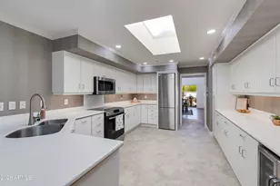 2626 E Arizona Biltmore Cir, Phoenix, AZ 85016 - Photo 6