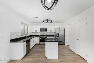 1190 S Red Rock Ct, Gilbert, AZ 85296 - Photo 10