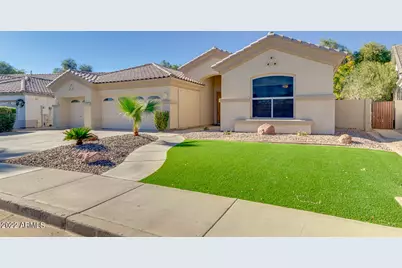 5060 S McClelland Drive, Chandler, AZ 85248 - Photo 2