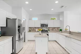 15109 W Rounders Dr, Surprise, AZ 85374 - Photo 4