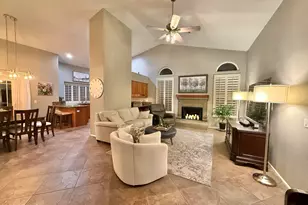 208 E South Fork Dr, Phoenix, AZ 85048 - Photo 30