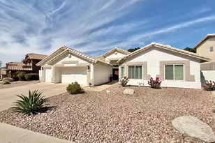 208 E South Fork Dr, Phoenix, AZ 85048 - Photo 2