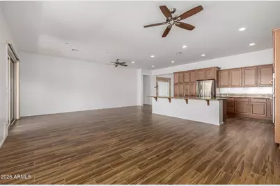 16086 W Cortez Street, Surprise, AZ 85379 - Photo 10