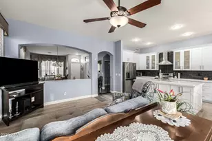 1142 N Joshua Tree Ln, Gilbert, AZ 85234 - Photo 6