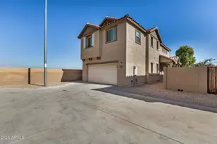 844 E Agua Fria Ln, Avondale, AZ 85323 - Photo 2