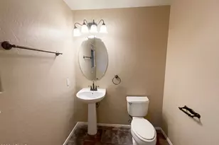 6359 W Orchid Ln, Glendale, AZ 85302 - Photo 8