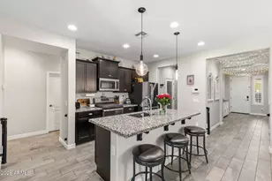 9943 W Andrea Dr, Peoria, AZ 85383 - Photo 8