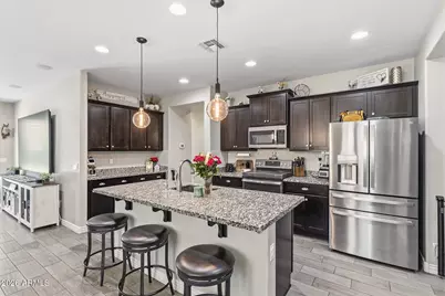 9943 W Andrea Drive, Peoria, AZ 85383 - Photo 2