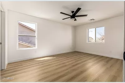 18527 W Caribbean Lane, Surprise, AZ 85388 - Photo 36