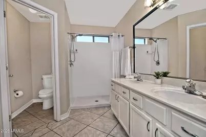 13253 W Paradise Lane, Surprise, AZ 85374 - Photo 20