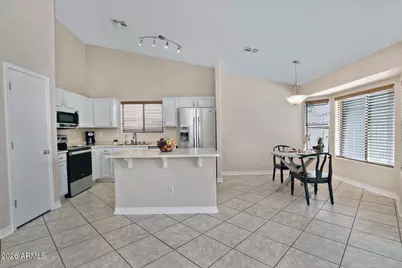 13253 W Paradise Lane, Surprise, AZ 85374 - Photo 8