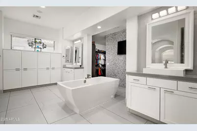 1705 W Parnell Drive, Phoenix, AZ 85085 - Photo 12