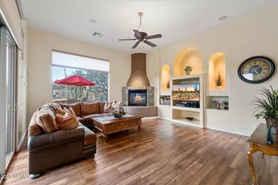 9724 E Jagged Peak Road, Scottsdale, AZ 85262 - Photo 18