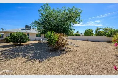 19426 N Lakeforest Drive, Sun City, AZ 85373 - Photo 28