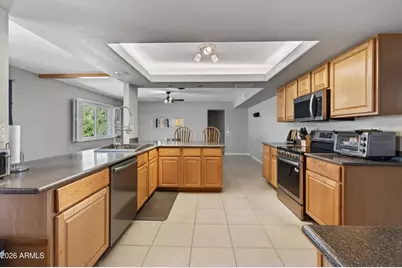 19426 N Lakeforest Drive, Sun City, AZ 85373 - Photo 12