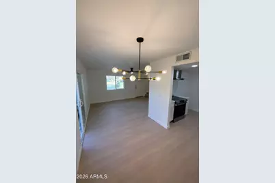 10215 N 8th Street #B, Phoenix, AZ 85020 - Photo 1