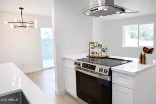 10215 North 8th St, Phoenix, AZ 85020 - Photo 4