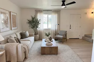 10215 North 8th St, Phoenix, AZ 85020 - Photo 2