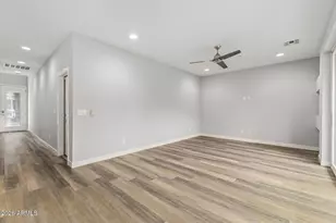 2315 E Pinchot Ave, Phoenix, AZ 85016 - Photo 6