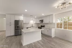 7103 W Vogel Ave, Peoria, AZ 85345 - Photo 1