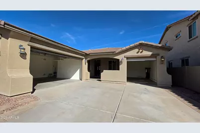 42596 W Cheyenne Drive, Maricopa, AZ 85138 - Photo 2
