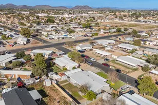 16022 N 70th Ave, Peoria, AZ 85382 - Photo 36