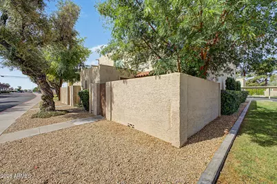 4114 N 81st Street, Scottsdale, AZ 85251 - Photo 2