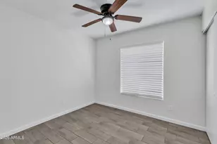 5543 W Golden Ln, Glendale, AZ 85302 - Photo 14
