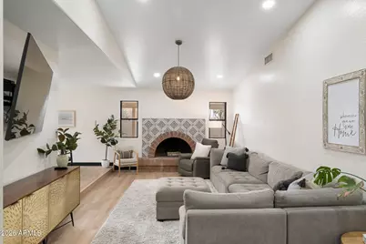 4035 W Loma Lane, Phoenix, AZ 85051 - Photo 2