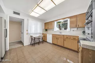 10316 W Corte Del Sol Este --, Sun City, AZ 85351 - Photo 16