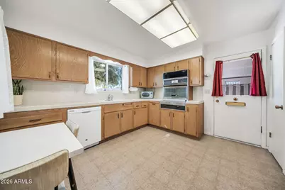 10316 W Corte Del Sol Este --, Sun City, AZ 85351 - Photo 18