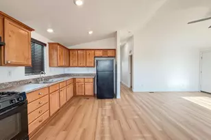 51880 N Gold Plains Rd, Seligman, AZ 86337 - Photo 10