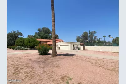 5116 E Berneil Drive, Paradise Valley, AZ 85253 - Photo 2