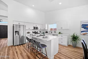 11446 W Clover Way, Avondale, AZ 85392 - Photo 30