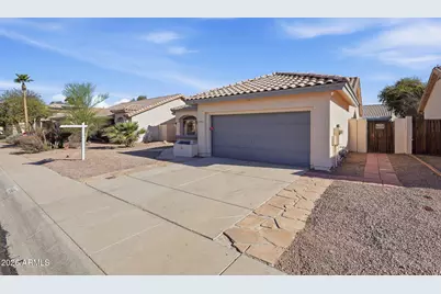 11446 W Clover Way, Avondale, AZ 85392 - Photo 2